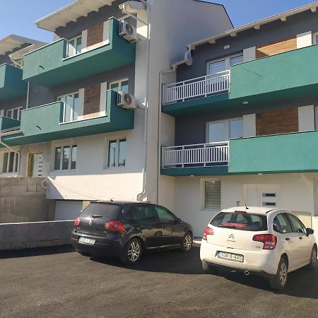 Appartement Stan Na Dan Elena à Lukavica Extérieur photo