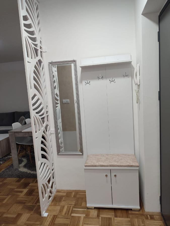 Appartement Stan Na Dan Elena à Lukavica Extérieur photo